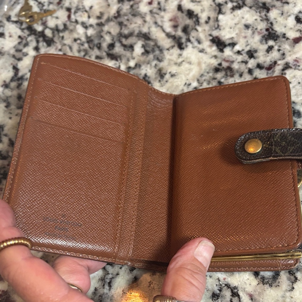 Brown Monogram Wallet - Picture 3 of 7